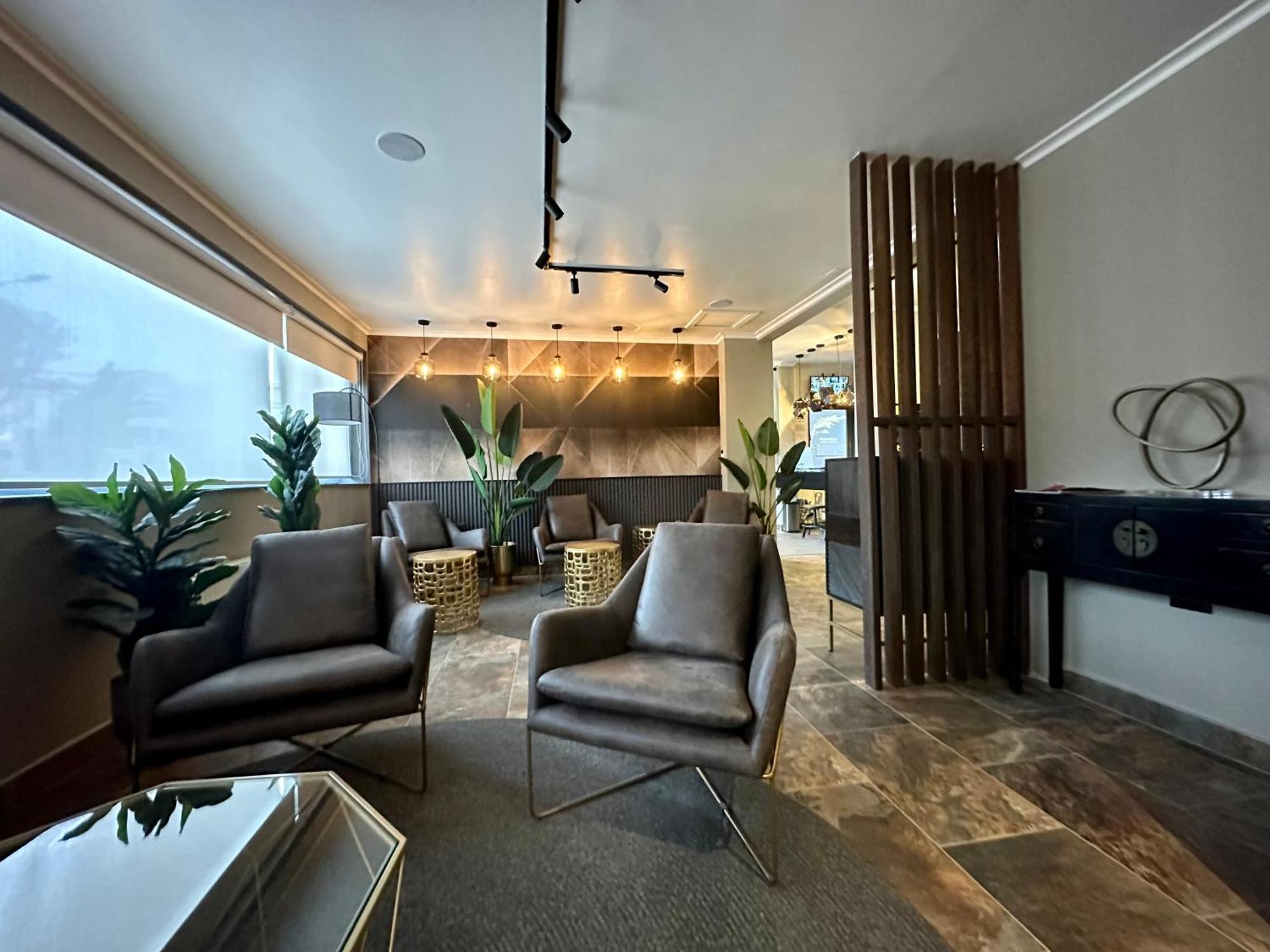 Patagonia Hotel & Apart Suite Пунта Аренас Екстериор снимка